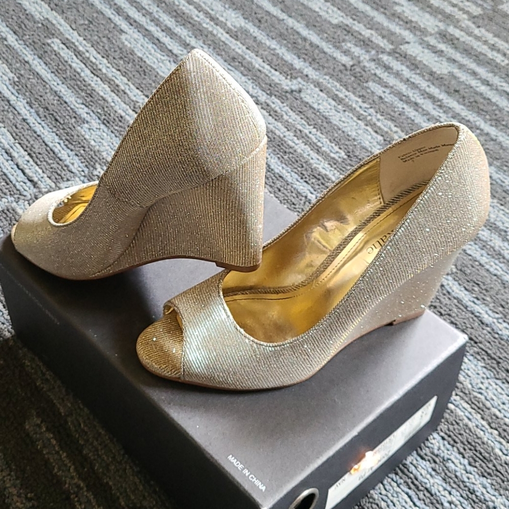 Woman shoes